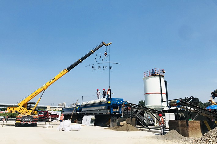 土壤淋洗修復(fù)現(xiàn)場 土壤淋洗修復(fù)現(xiàn)場