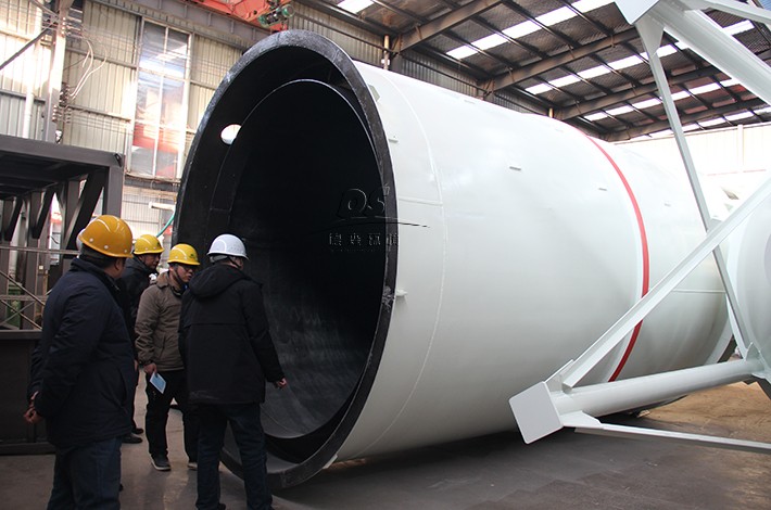 移動淋洗修復(fù)車生產(chǎn)車間 移動淋洗修復(fù)車生產(chǎn)車間