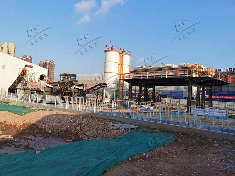 撬裝式土壤淋洗設(shè)備案例現(xiàn)場(chǎng)