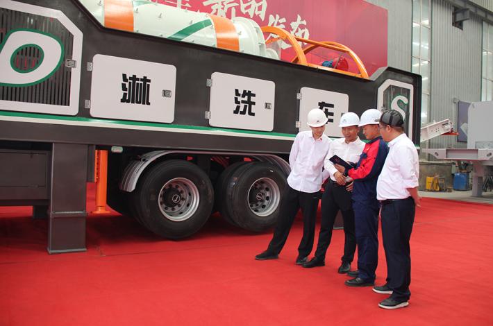 德森淋洗修復(fù)車 德森淋洗修復(fù)車